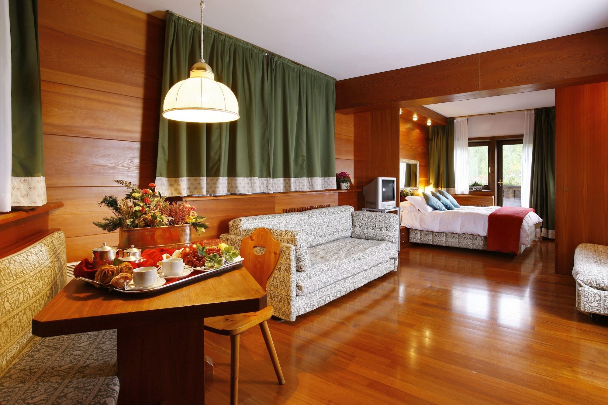 Hotel Mirage كورتينا دامبيتزو المظهر الخارجي الصورة